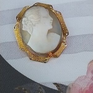 VTG Gold Filled 1/20 Dainty Cameo